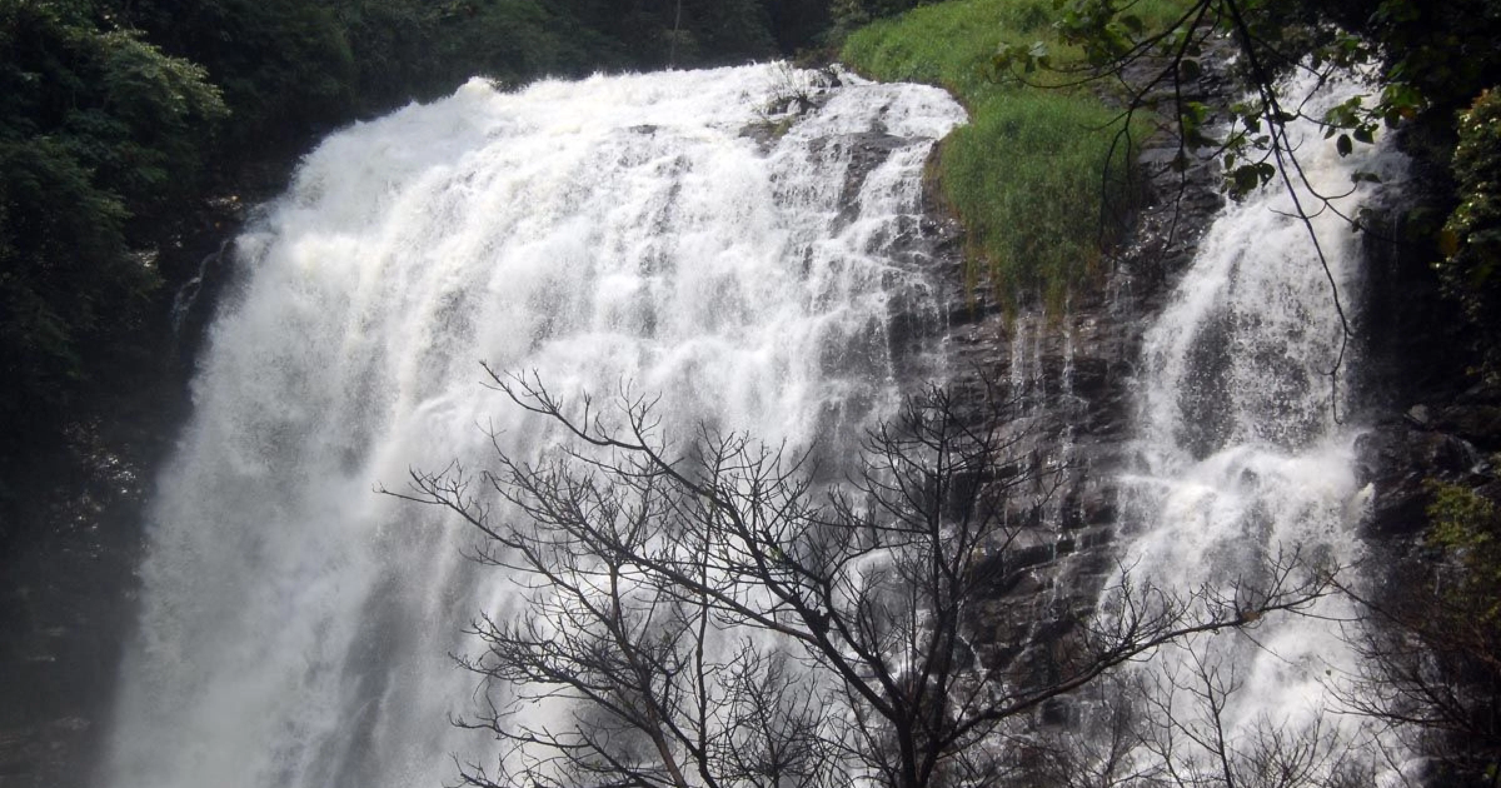 Abbey Falls Coorg Karnataka self drive Bangalore road trip Western Ghats waterfall