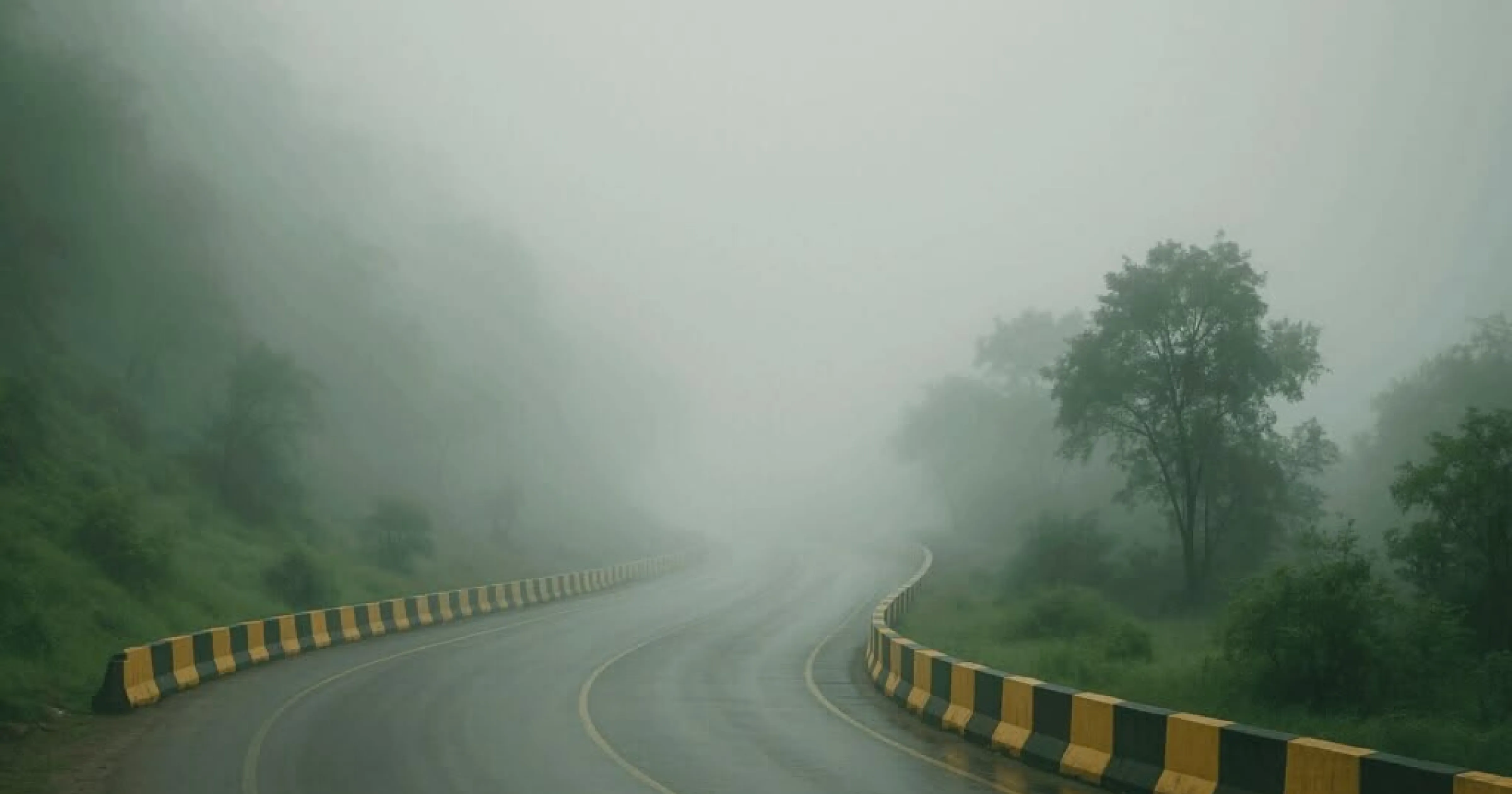 Best places to visit from Chennai and Coimbatore summer monsoon 2026 Tamil Nadu hill stations